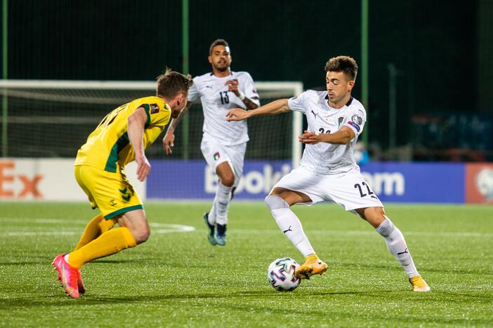 Pasaulio futbolo čempionato atranka: Lietuva - Italija 0:2