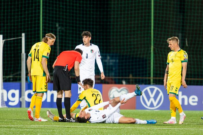 Pasaulio futbolo čempionato atranka: Lietuva - Italija 0:2