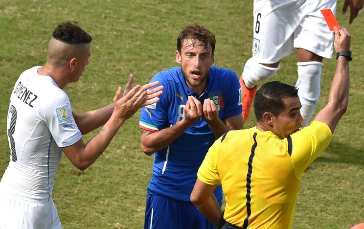 Pasaulio futbolo čempionatas: Italija - Urugvajus