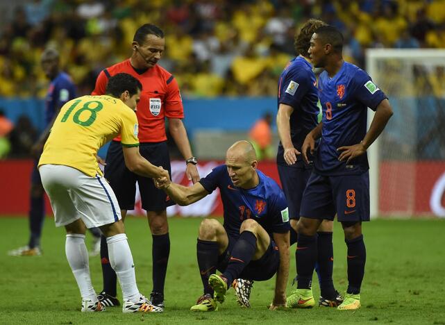 Pasaulio futbolo čempionato mažasis finalas: Brazilija - Olandija