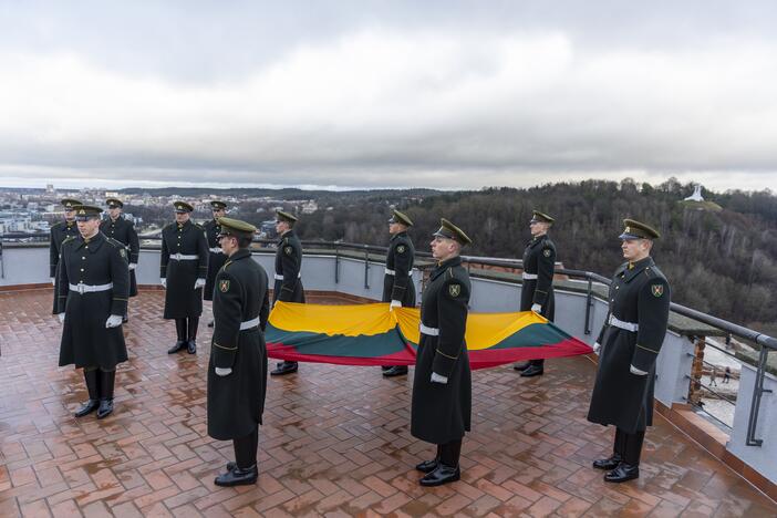 Naujos Lietuvos valstybės vėliavos iškėlimo ceremonija