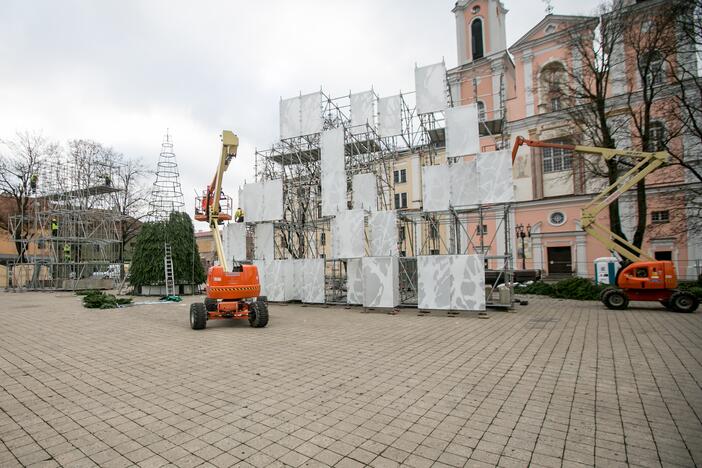 Kalėdinės eglutės ruošimo darbai