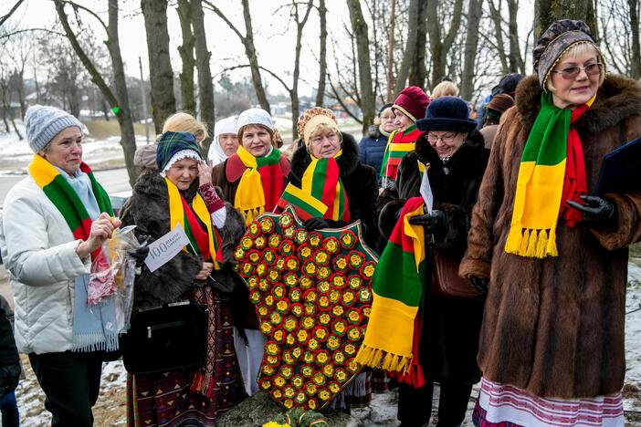 Aleksoto kapinėse iškilmingai atidengta „Pieta“