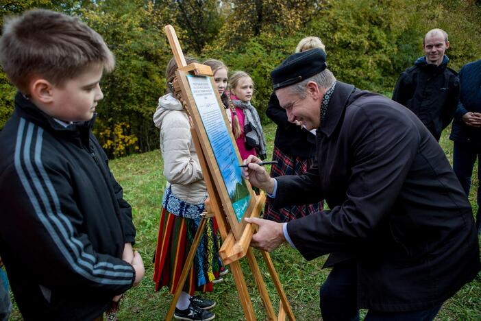 Archeologiniai kasinėjimai Pyplių piliakalnyje