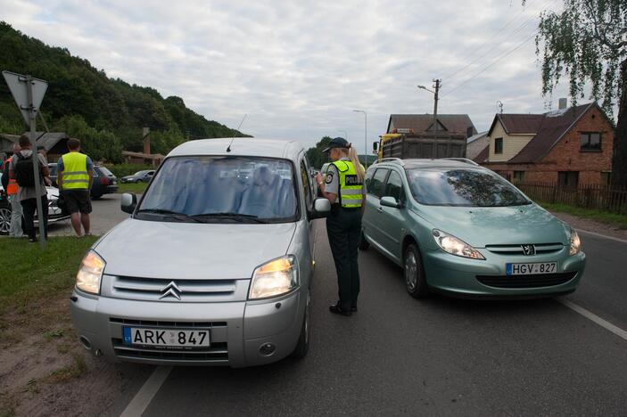 Policijos reidas Panerių gatvėje