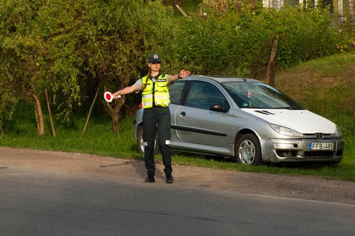 Policijos reidas Panerių gatvėje