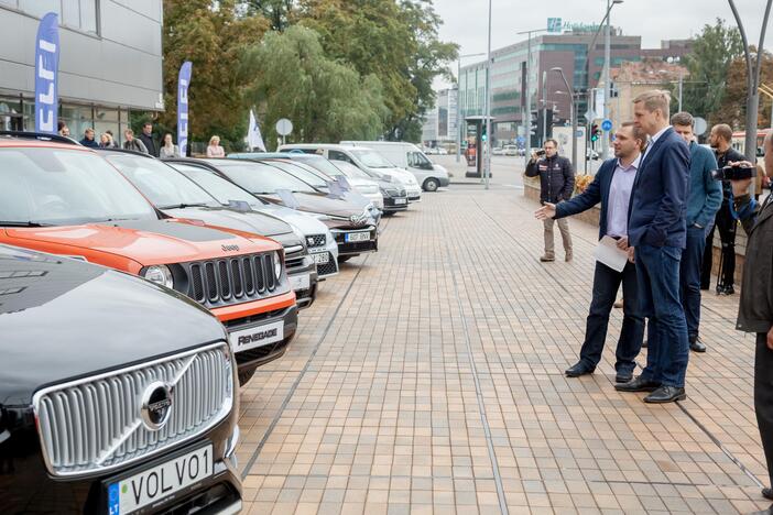 „TOP GEAR apdovanojimų 2016“ dalyvių išlydėtuvės į Taliną