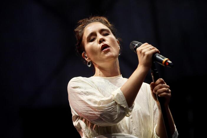 Jessie Ware koncerto akimirkos