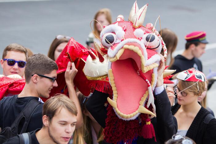 Šventinė VU dėstytojų ir studentų eisena