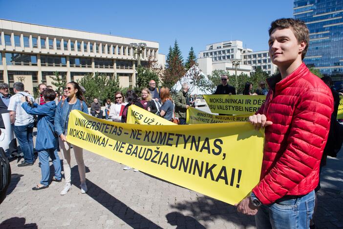 Mitingas dėl universitetų reformos