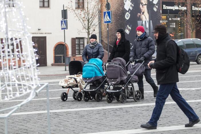 Kalėdinis miestelis sostinės Rotušės aikštėje