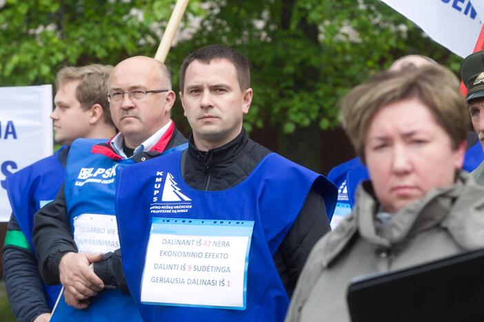 Miškininkų protestas prie Seimo