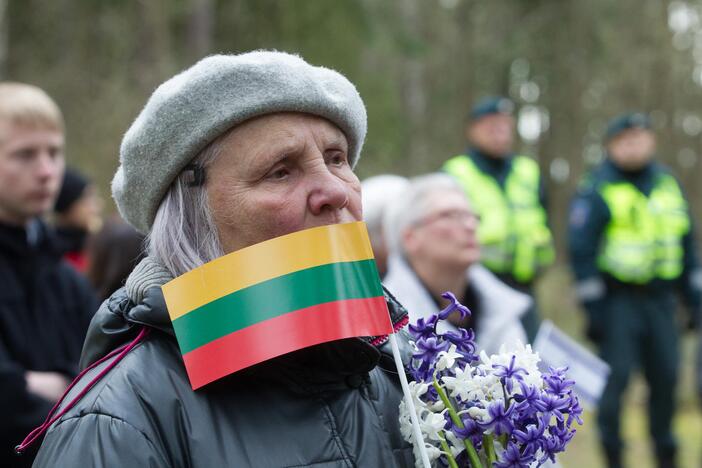 Panerių memoriale vyko Gyvųjų maršo procesija