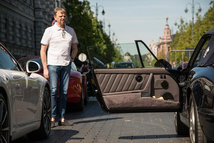 Vilniuje rinkosi „Porsche“ gerbėjai