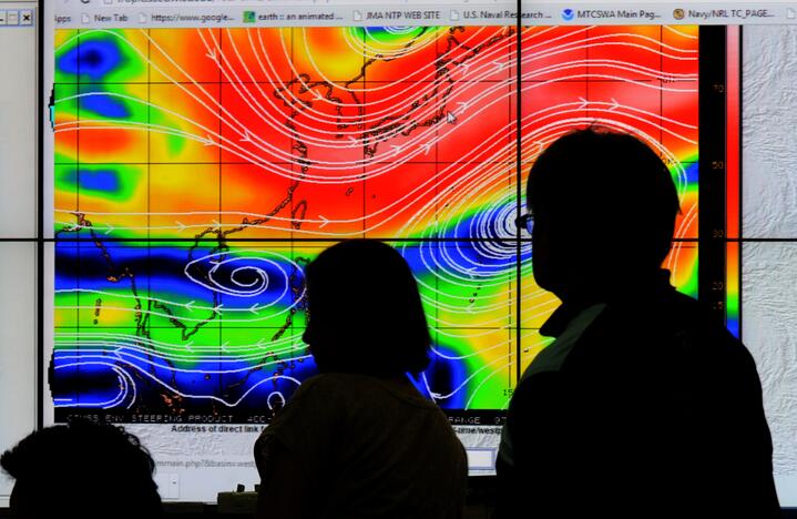 Filipinai ruošiasi supertaifūnui „Haiyan“