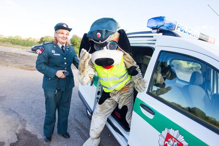 Mokiniai dalyvavo akcijoje "Į mokyklą važiuoju pats"