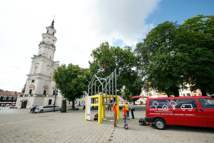 Keliaujančios architektūros dirbtuvės kvadratu