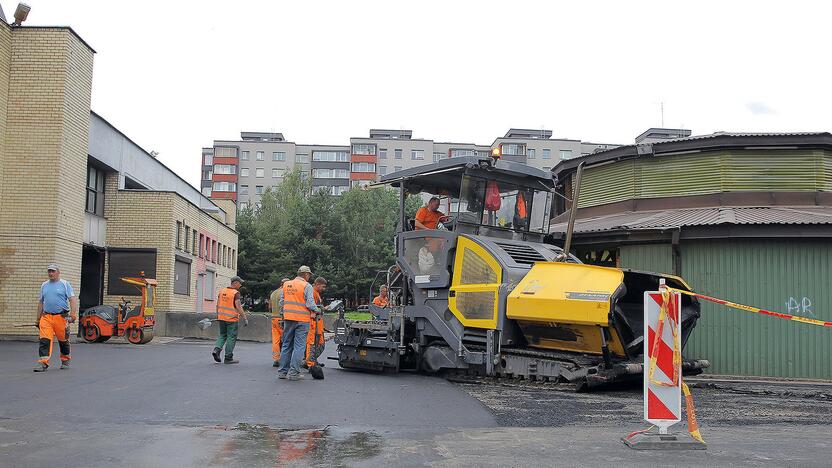 Tvarkoma Kalniečių turgaus aikštelė