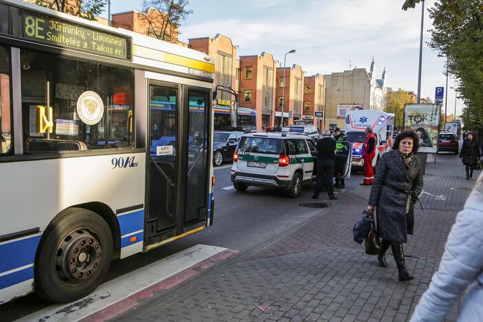 Autobusas kliudė žmogų