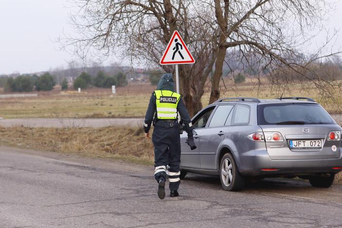 Policijos reidas