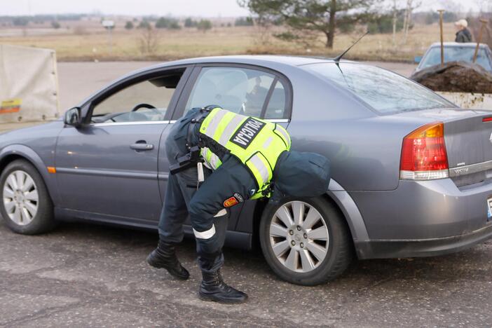 Policijos reidas