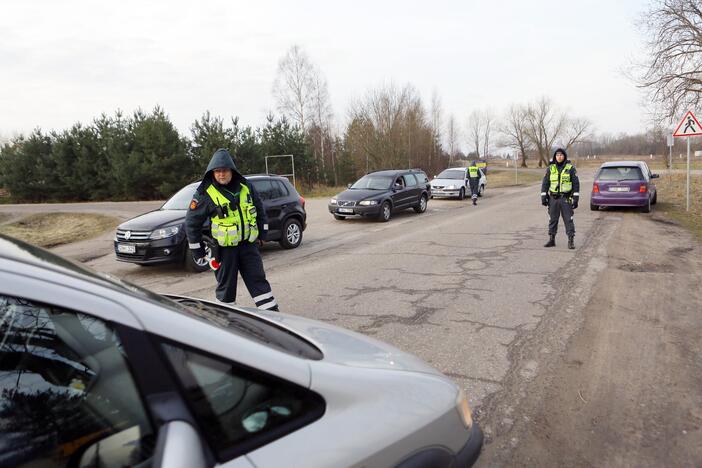 Policijos reidas