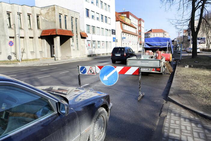 Minijos gatvėje susidūrė trys automobilaii