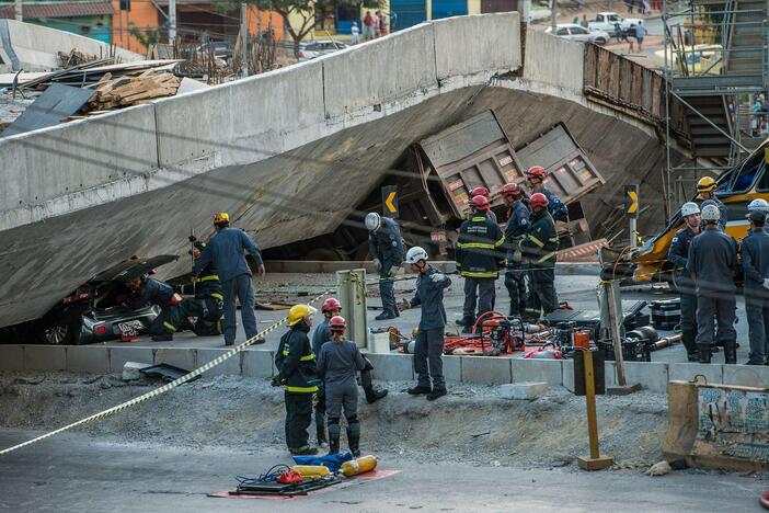 Brazilijoje sugriuvo statomas viadukas