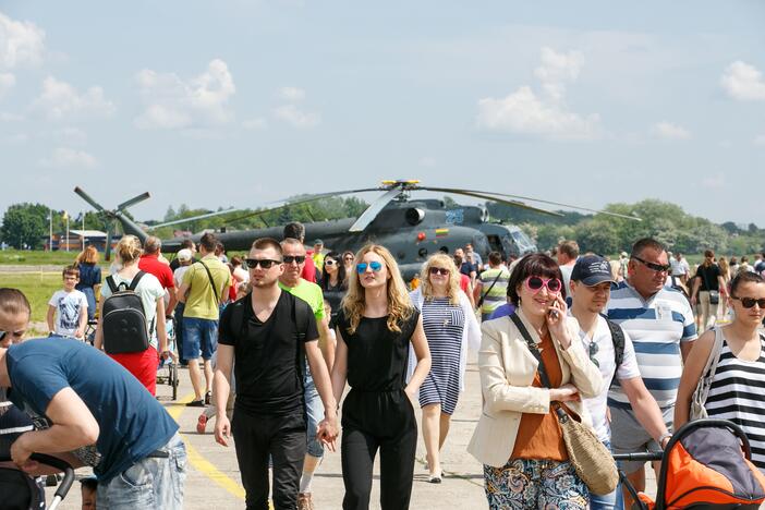 Aviacijos šventė S.Dariaus ir S.Girėno aerodrome