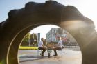 Pasiruošimas „Fluxus“ festivaliui ir kopimui į Parodos kalną Pasiruošimas „Fluxus“ festivaliui ir kopimui į Parodos kalną
