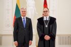 Prezidentas priėmė teisėjų priesaikas Prezidentas priėmė teisėjų priesaikas