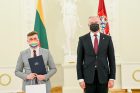 Konstitucijos egzamino nugalėtojų apdovanojimai Konstitucijos egzamino nugalėtojų apdovanojimai