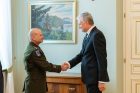 G. Nausėda susitiko su sąjungininkų pajėgų Europoje vadu Ch. G. Cavoli G. Nausėda susitiko su sąjungininkų pajėgų Europoje vadu Ch. G. Cavoli