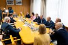 Seimo pirmininkės kabinete – Seimo dialogo grupės pasitarimas Seimo pirmininkės kabinete – Seimo dialogo grupės pasitarimas