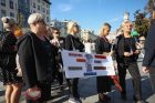 Prie Vyriausybės prasideda mokytojų streikas Prie Vyriausybės prasideda mokytojų streikas