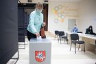 Seimo rinkimų antrojo turo paskutinės balsavimo minutės Seimo rinkimų antrojo turo paskutinės balsavimo minutės