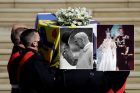 Britai ir visas pasaulis išlydėjo princą Philipą į paskutinę kelionę Britai ir visas pasaulis išlydėjo princą Philipą į paskutinę kelionę