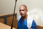 Įtariamasis nužudymu Romainiuose atvestas į teismą Įtariamasis nužudymu Romainiuose atvestas į teismą