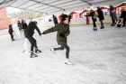 Džiaugsmai Raudondvario dvaro čiuožykloje Džiaugsmai Raudondvario dvaro čiuožykloje