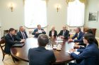 Prezidento susitikimas su verslo asociacijų ir profesinių sąjungų atstovais Prezidento susitikimas su verslo asociacijų ir profesinių sąjungų atstovais