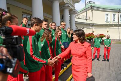 Palaikymas: D.Nausėdienė palinkėjo sportininkams būti pavyzdžiu visiems savo bendraamžiams.