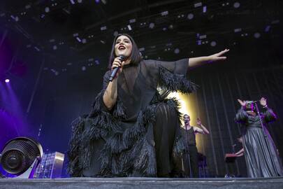 Jessie Ware.