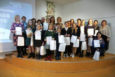 Laureatai: baigiamojo renginio metu diplomai ir prizai įteikti pirmų trijų vietų laimėtojams penkiose amžiaus grupėse.