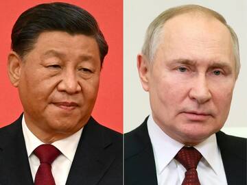 Iš kairės: Xi Jinpingas, Vladimiras Putinas