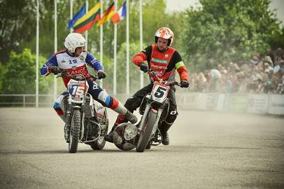 Rezultatai: Kretingos motobolininkai 4:1 nugalėjo prancūzų klubo „Suma Troyes“ ekipą, tačiau 1:5 pralaimėjo vokiečių komandai „Puma Kuppenheim“. 