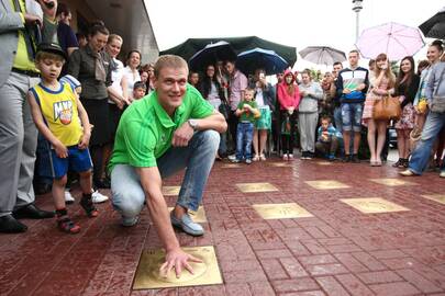 2013-aisiais R.Javtoko delno įspaudas papildė „McDonalds“ krepšinio šlovės alėją