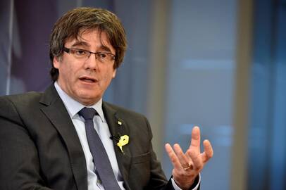 Carlesas Puigdemont'as