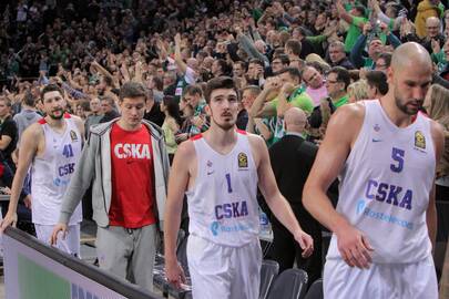 Pavojus: CSKA senbuvis iš Prancūzijos Nando De Colo (Nr. 1) šį sezoną Eurolygoje pelno vidutiniškai po 17 taškų.