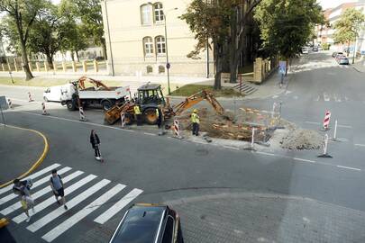 Darbai: šią savaitę porą dienų eismą Naujojo Sodo gatvėje sunkino vykę planiniai dujų tinklo remonto darbai.