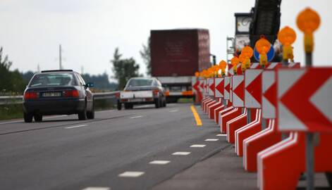 Plečiantis šalies automobilių parkui ir keliuose didėjant eismo intensyvumui, išauga ir avaringumo rizika. Todėl vairuotojų elgesio ypatumai šioje situacijoje yra labai svarbūs.